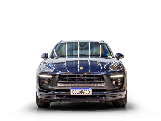 PORSCHE-MACAN-2021