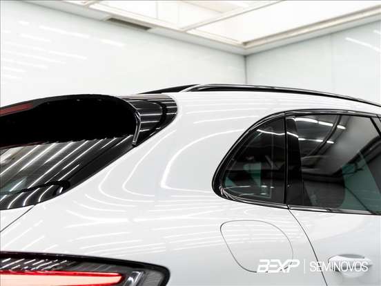 PORSCHE-MACAN-2025