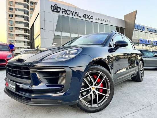 PORSCHE-MACAN-2021