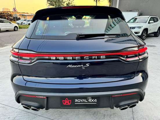 PORSCHE-MACAN-2021