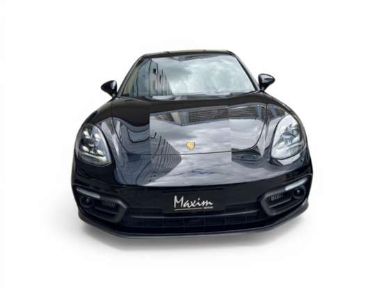PORSCHE-PANAMERA-2023