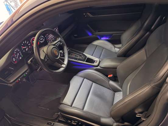 PORSCHE-911-2024
