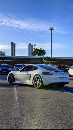 PORSCHE-CAYMAN-2013