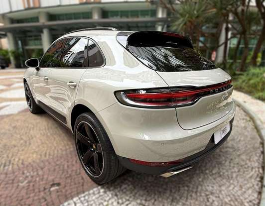 PORSCHE-MACAN-2021