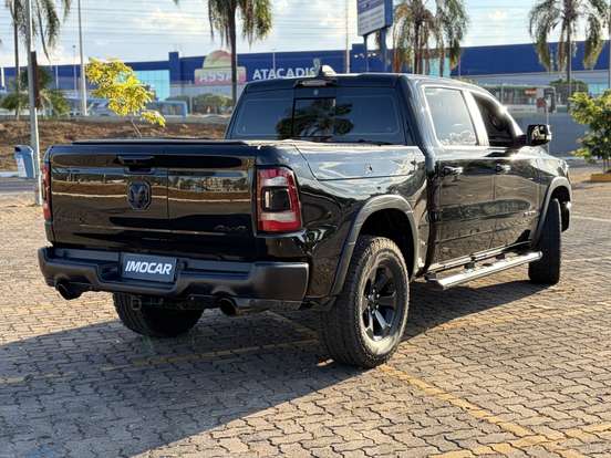 RAM-1500-5.7 V8 GASOLINA REBEL CD 4X4 AUTOMÁTICO RAM-1500-2022