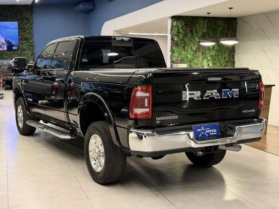 RAM-2500-6.7 I6 TURBO DIESEL LARAMIE CD 4X4 AUTOMÁTICO RAM-2500-2020