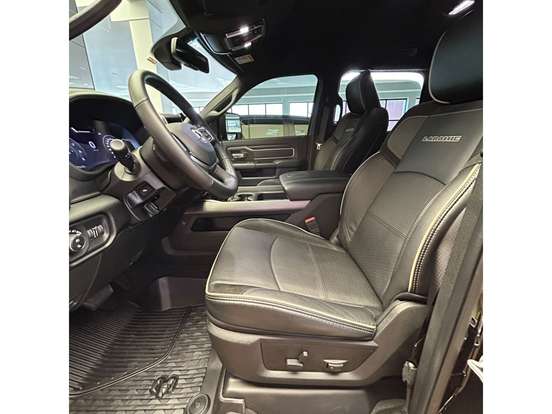 RAM-2500-6.7 I6 TURBO DIESEL LARAMIE NIGHT EDITION CD 4X4 AUTOMÁTICO RAM-2500-2024