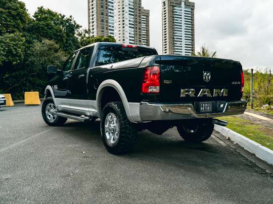 RAM-2500-6.7 LARAMIE 4X4 CD I6 TURBO DIESEL 4P AUTOMÁTICO RAM-2500-2016