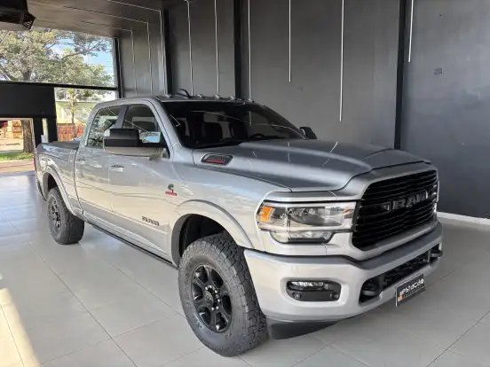 RAM-3500-6.7 I6 TURBO DIESEL LARAMIE NIGHT EDITION CD 4X4 AUTOMÁTICO RAM-3500-2022