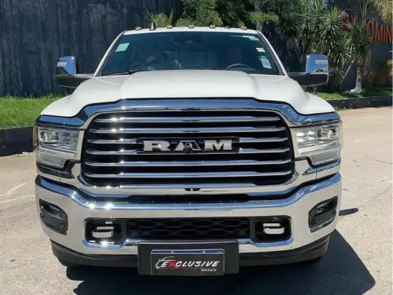 RAM-3500-6.7 I6 TURBO DIESEL LIMITED LONGHORN CD 4X4 AUTOMÁTICO RAM-3500-2024