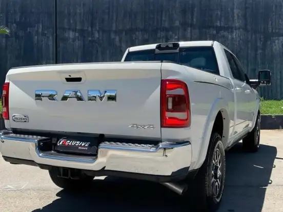 RAM-3500-6.7 I6 TURBO DIESEL LIMITED LONGHORN CD 4X4 AUTOMÁTICO RAM-3500-2024