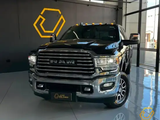RAM-3500-6.7 I6 TURBO DIESEL LIMITED LONGHORN CD 4X4 AUTOMÁTICO RAM-3500-2024