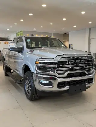RAM 3500 6.7 I6 TURBO DIESEL LIMITED LONGHORN CD 4X4  AUTOMÁTICO
