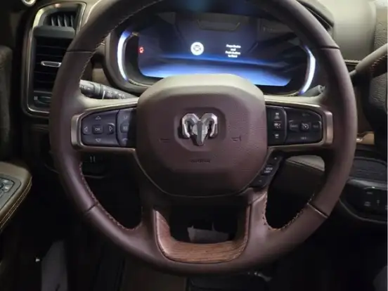 RAM-3500-6.7 I6 TURBO DIESEL LIMITED LONGHORN CD 4X4 AUTOMÁTICO RAM-3500-2026