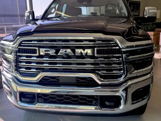 RAM-3500-6.7 I6 TURBO DIESEL LIMITED LONGHORN CD 4X4 AUTOMÁTICO RAM-3500-2026