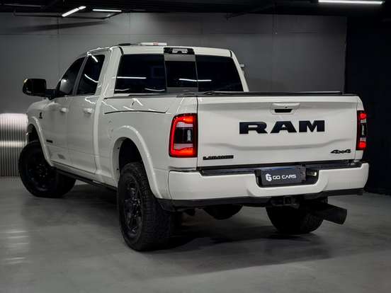 RAM-3500-6.7 I6 TURBO DIESEL LARAMIE NIGHT EDITION CD 4X4 AUTOMÁTICO RAM-3500-2022