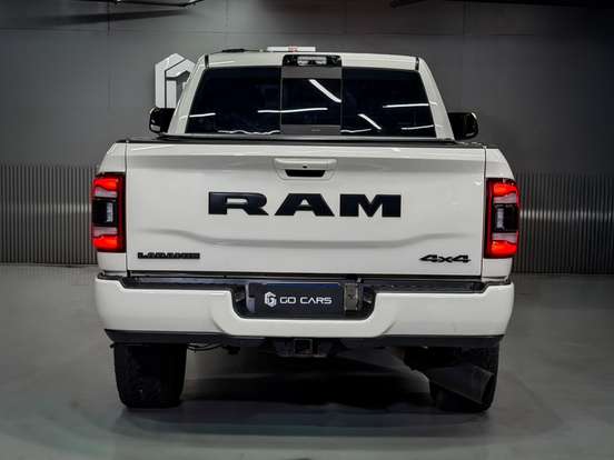 RAM-3500-6.7 I6 TURBO DIESEL LARAMIE NIGHT EDITION CD 4X4 AUTOMÁTICO RAM-3500-2022