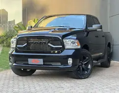 RAM CLASSIC 5.7 V8 GASOLINA LARAMIE NIGHT EDITION CD 4X4 AUTOMÁTICO RAM CLASSIC 5.7 V8 GASOLINA LARAMIE NIGHT EDITION CD 4X4 AUTOMÁTICO