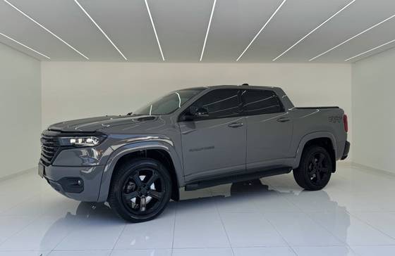 RAM RAMPAGE 2.0 HURRICANE 4 TURBO GASOLINA R/T 4X4 AUTOMÁTICO