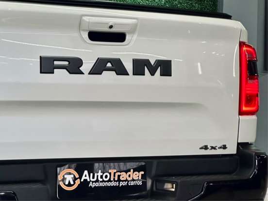 RAM-RAMPAGE-2.0 HURRICANE 4 TURBO GASOLINA R/T 4X4 AUTOMÁTICO RAM-RAMPAGE-2023