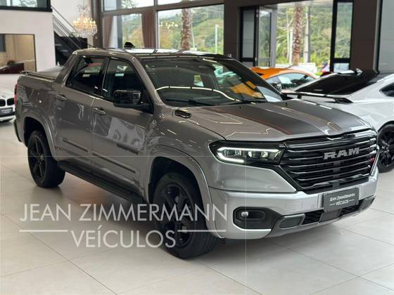 RAM RAMPAGE 2.0 HURRICANE 4 TURBO GASOLINA R/T 4X4 AUTOMÁTICO