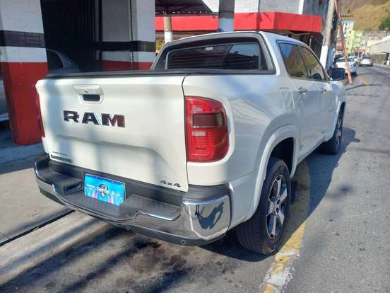 RAM-RAMPAGE-2.0 TURBO DIESEL LARAMIE 4X4 AUTOMÁTICO RAM-RAMPAGE-2023