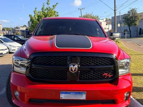 RAM-1500-5.7 V8 GASOLINA REBEL CD 4X4 AUTOMÁTICO RAM-1500-2023