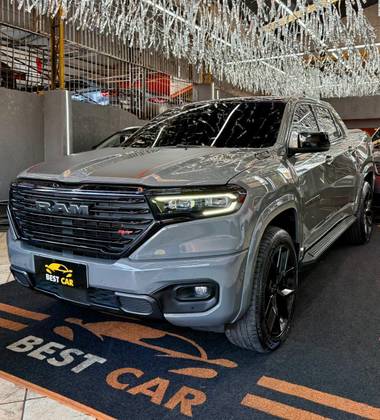 RAM RAMPAGE 2.0 HURRICANE 4 TURBO GASOLINA R/T 4X4 AUTOMÁTICO