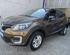 RENAULT CAPTUR 1.6 16V SCE FLEX LIFE X-TRONIC RENAULT CAPTUR 1.6 16V SCE FLEX LIFE X-TRONIC