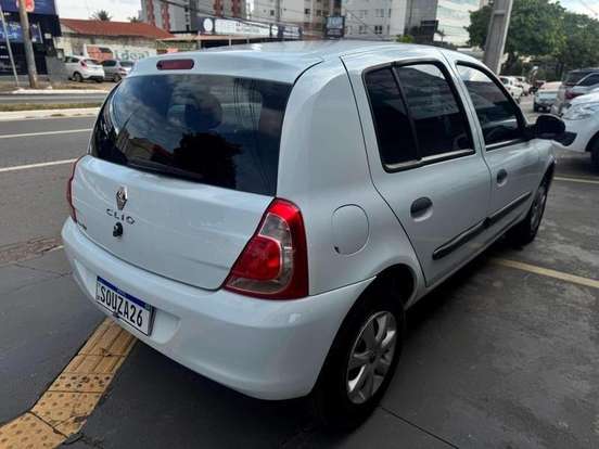 RENAULT-CLIO-1.0 EXPRESSION 16V FLEX 4P MANUAL RENAULT-CLIO-2015