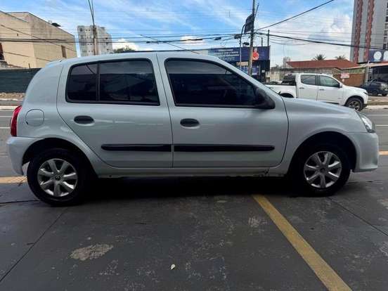RENAULT-CLIO-1.0 EXPRESSION 16V FLEX 4P MANUAL RENAULT-CLIO-2015