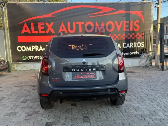 RENAULT-DUSTER-2018