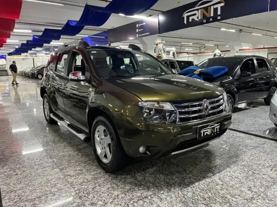 RENAULT DUSTER 2.0 DYNAMIQUE 4X2 16V FLEX 4P AUTOMÁTICO
