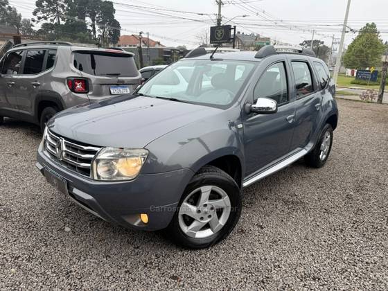 RENAULT DUSTER 2.0 DYNAMIQUE 4X2 16V FLEX 4P AUTOMÁTICO