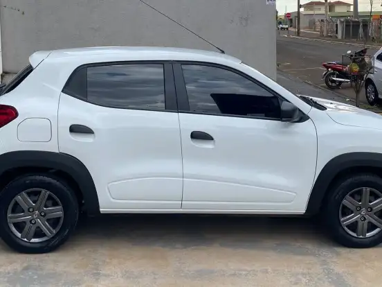 RENAULT-KWID-1.0 12V SCE FLEX ZEN MANUAL RENAULT-KWID-2025