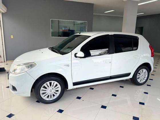 RENAULT SANDERO 1.6 PRIVILÉGE 16V FLEX 4P MANUAL
