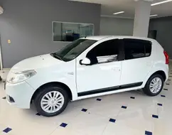 RENAULT SANDERO 1.6 PRIVILÉGE 16V FLEX 4P MANUAL RENAULT SANDERO 1.6 PRIVILÉGE 16V FLEX 4P MANUAL