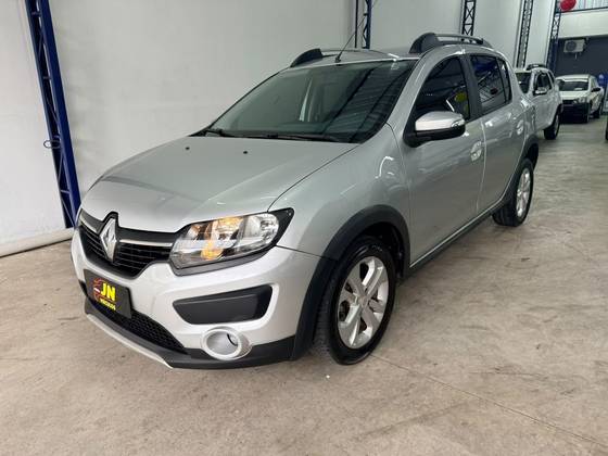 RENAULT SANDERO 1.6 STEPWAY 8V FLEX 4P MANUAL