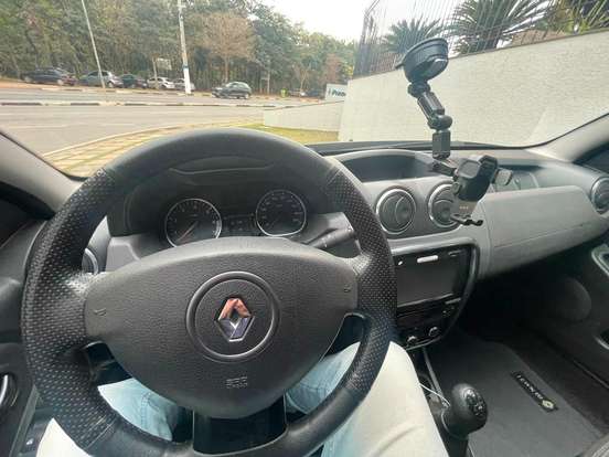 RENAULT-DUSTER-2014