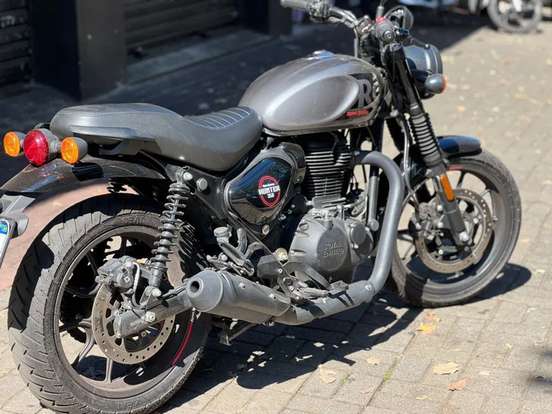 ROYAL ENFIELD-HUNTER 350-2025