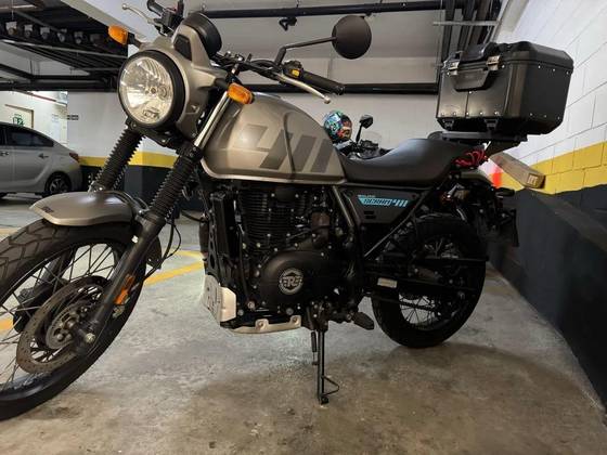 ROYAL ENFIELD SCRAM 411 