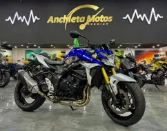 SUZUKI GSR 750A SUZUKI GSR 750A