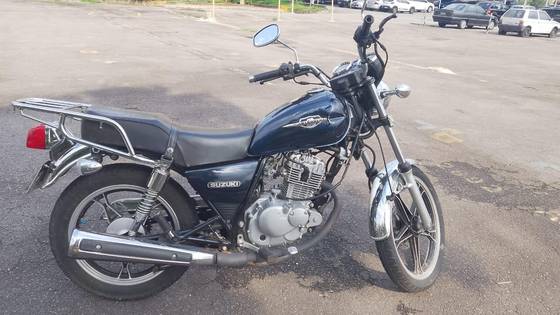 SUZUKI INTRUDER 125 