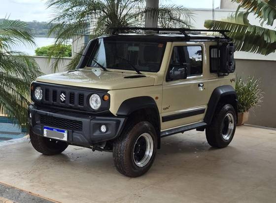 SUZUKI JIMNY 1.5 GASOLINA SIERRA 4YOU PLUS 4X4 AUTOMÁTICO
