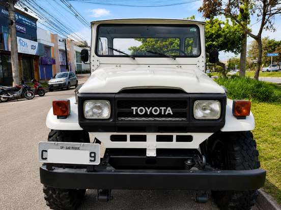 TOYOTA-BANDEIRANTE-3.7 BJ50LV 4X4 TETO RIGIDO DIESEL 2P MANUAL TOYOTA-BANDEIRANTE-1991
