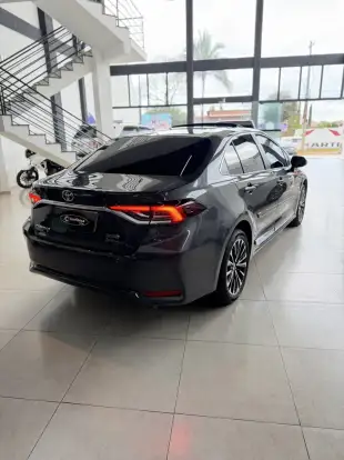 TOYOTA-COROLLA-2025