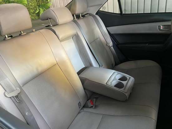 TOYOTA-COROLLA-1.8 GLI 16V FLEX 4P AUTOMÁTICO TOYOTA-COROLLA-2015