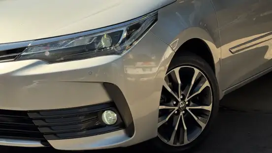 TOYOTA-COROLLA-2017