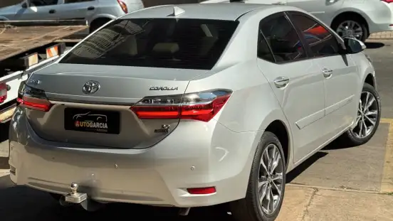 TOYOTA-COROLLA-2017