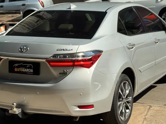 TOYOTA-COROLLA-2.0 ALTIS 16V FLEX 4P AUTOMÁTICO TOYOTA-COROLLA-2017